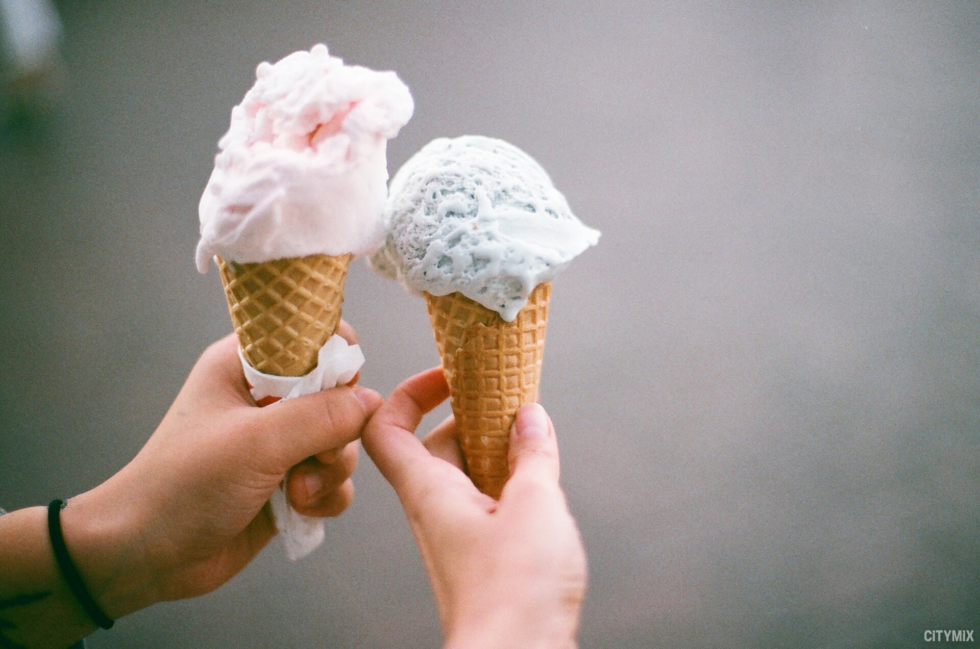 Простой рецепт мороженого: летнее лакомство для детей и взрослых